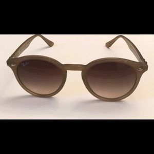 Ray Ban Round Turtledove Frame/Brown Gradient Lens